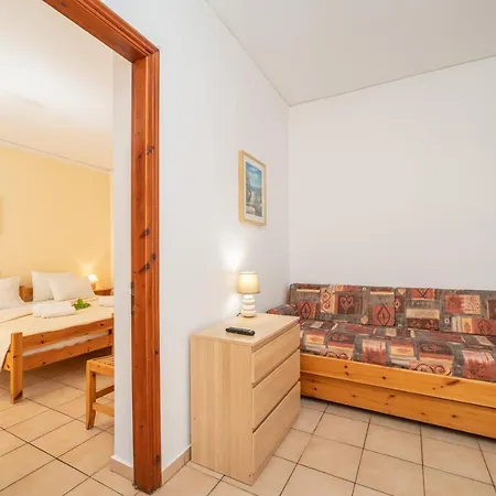 Alexatos & 4* Agia Efimia