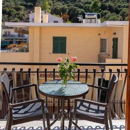 Hotel apartamentowy Alexatos &