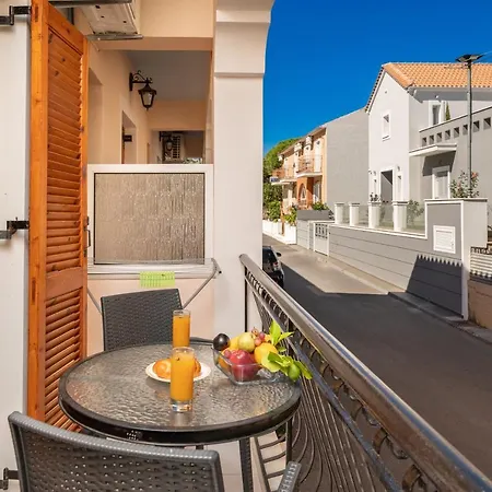 Hotel apartamentowy Alexatos & 2*