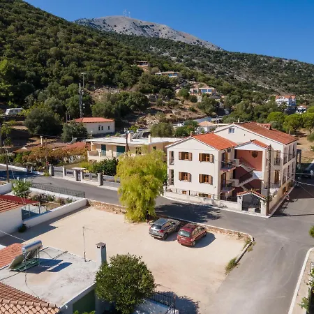 Alexatos & Lägenhetshotell 4*