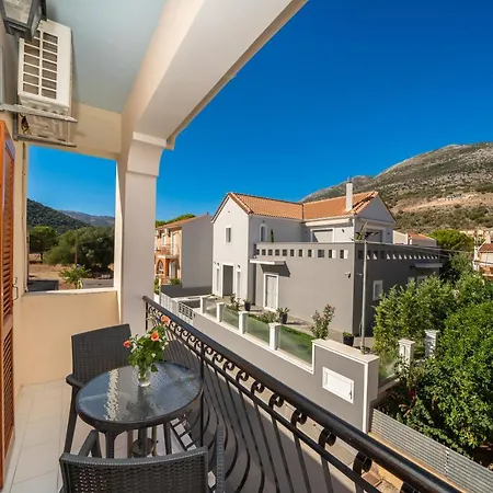 Alexatos & Agia Efimia