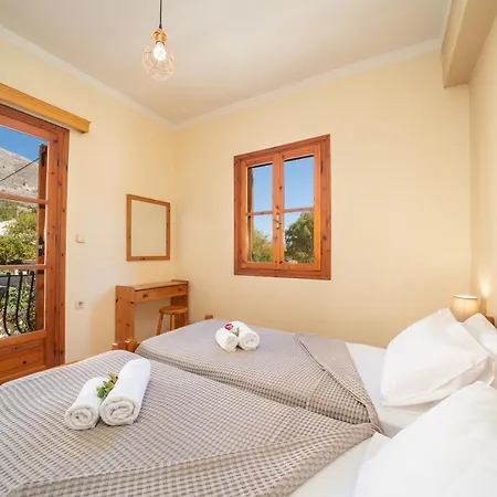 Lägenhetshotell Alexatos &