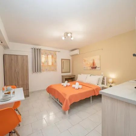 Aparthotel Alexatos &