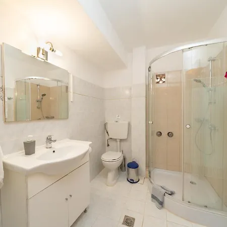 Lägenhetshotell Alexatos &