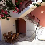Apartmanhotel Alexatos &